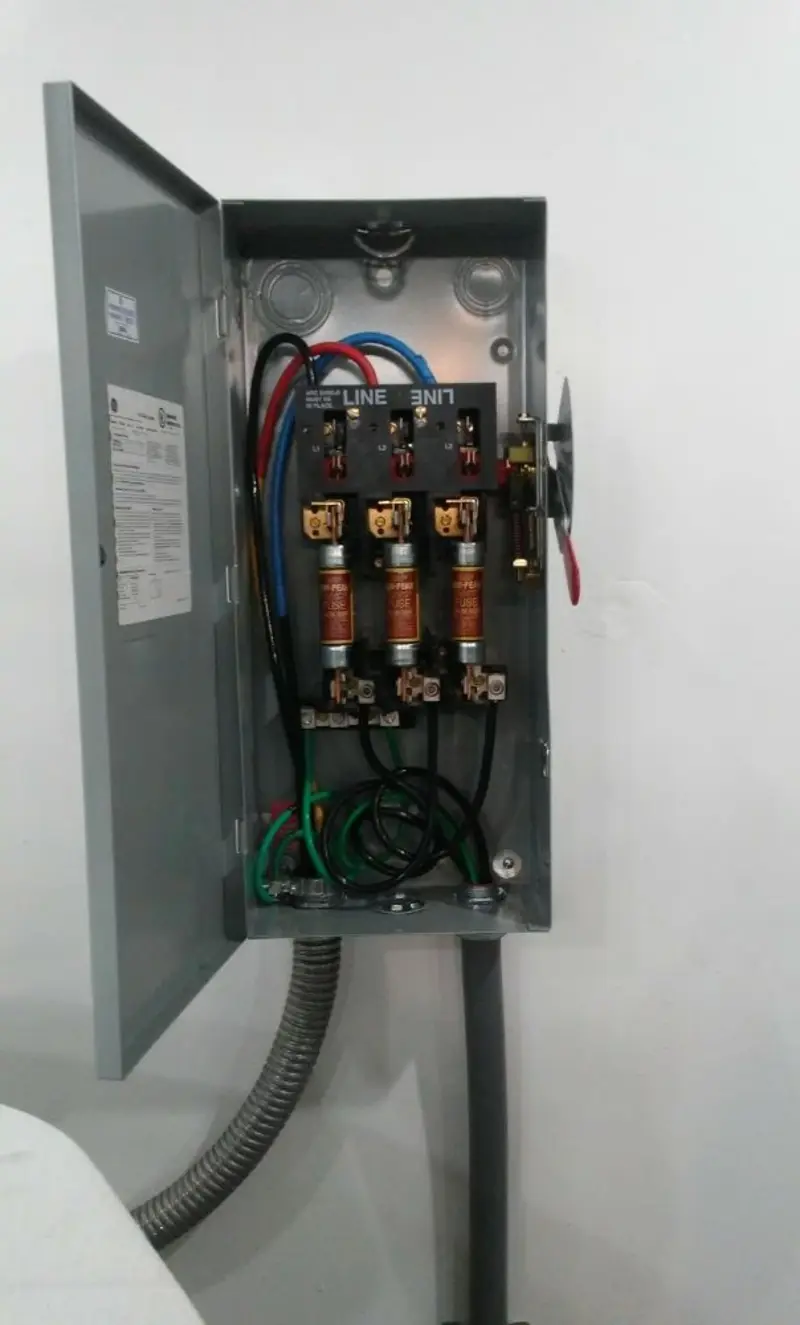 Three-phase disconnect switch installed for Electrical Wiring & Rewiring in Kaukauna